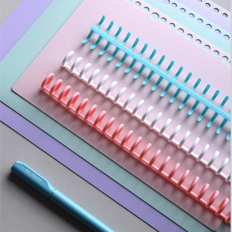 30 穴ルーズリーフプラスチック結合リングスプリングスパイラ - Binder A4 Lever のレビューと価格